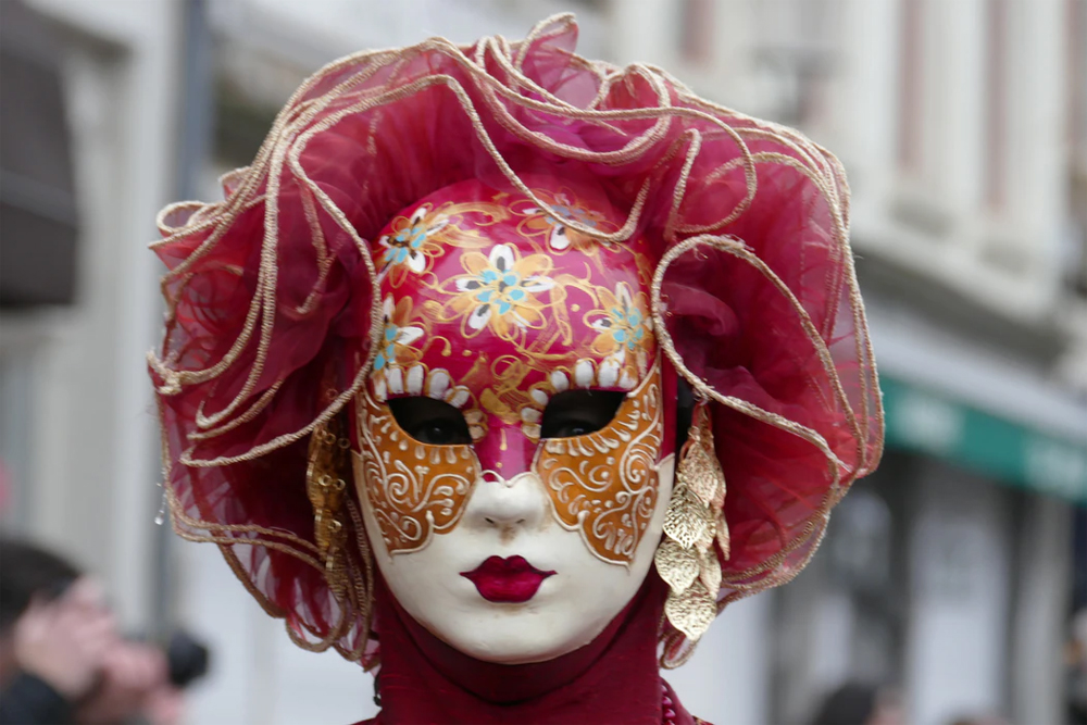 Venice Carnival Mask and Costume Tips To Revive You in February